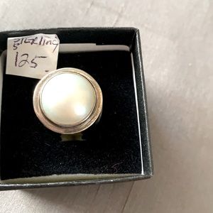 Sterling silver pearl ring